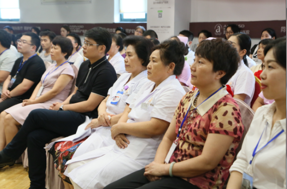 美中商都2018年中总结表彰大会圆满召开