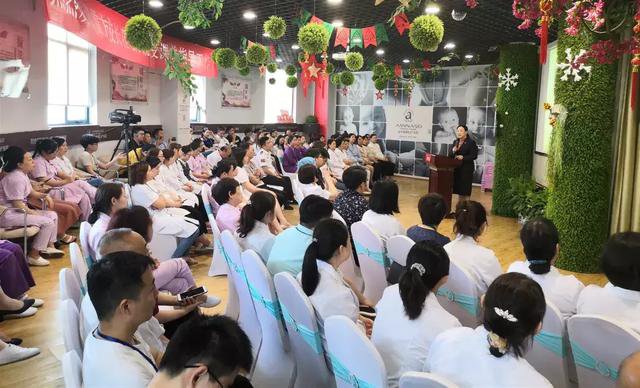 热烈欢迎河南科技大学副校长雷方莅临我院授课并指导工作